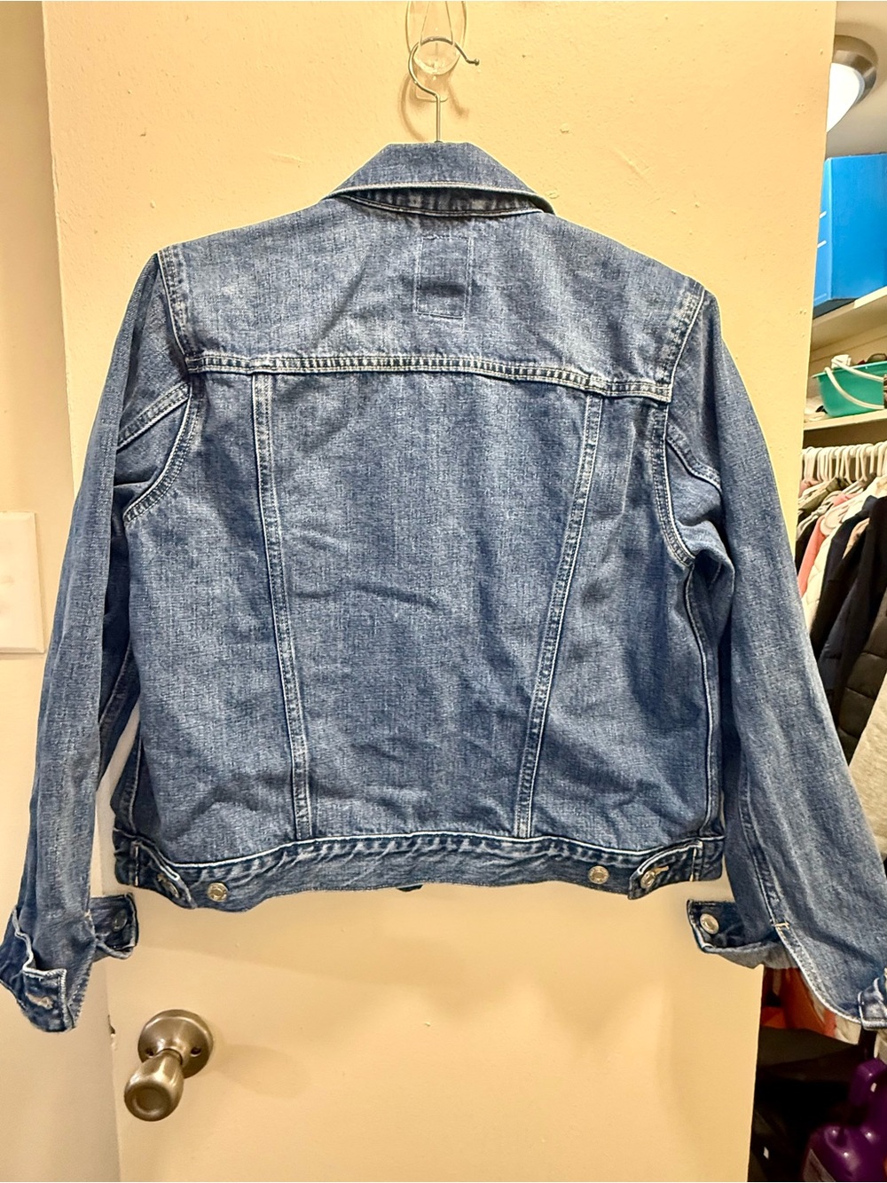 GAP Light Blue Denim Trucker Jacket - Picture 2 of 3